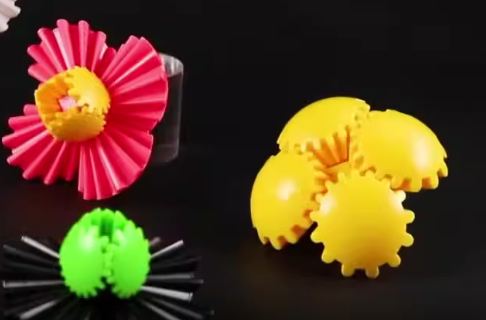 Rotating Gear Fidget Ball