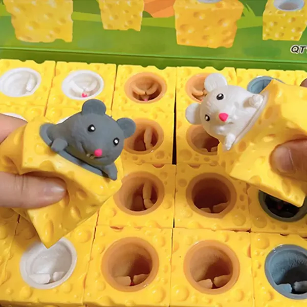 Mouse-in-Cheese Squeeze Fidget