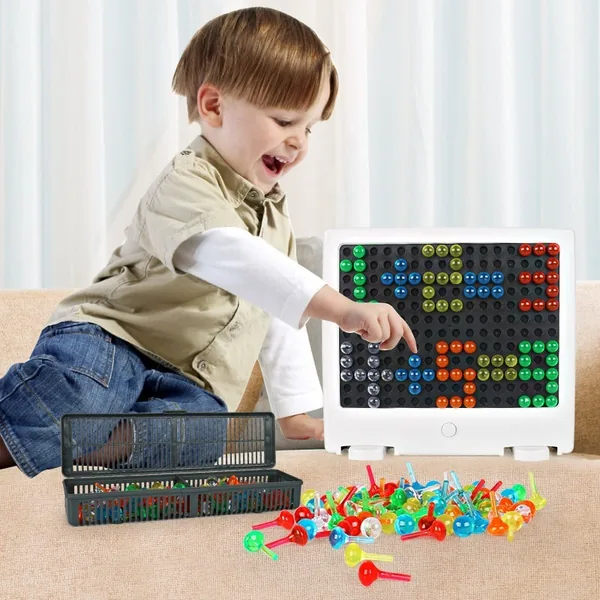 Light-Up Peg Art Board